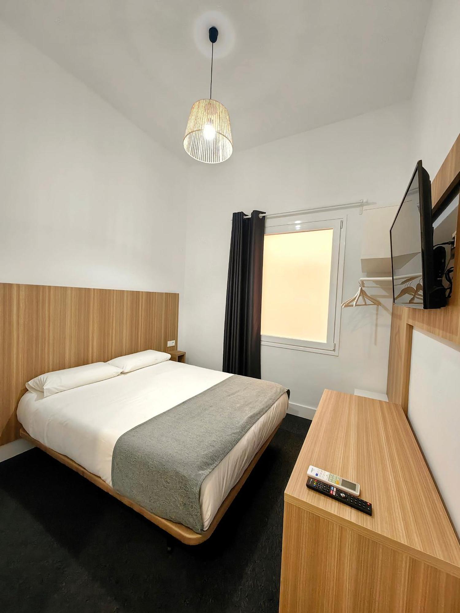 Hostel Siesta & Go Madrid Dış mekan fotoğraf