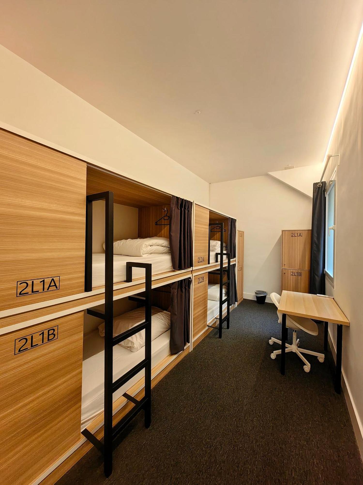 Hostel Siesta & Go Madrid Dış mekan fotoğraf