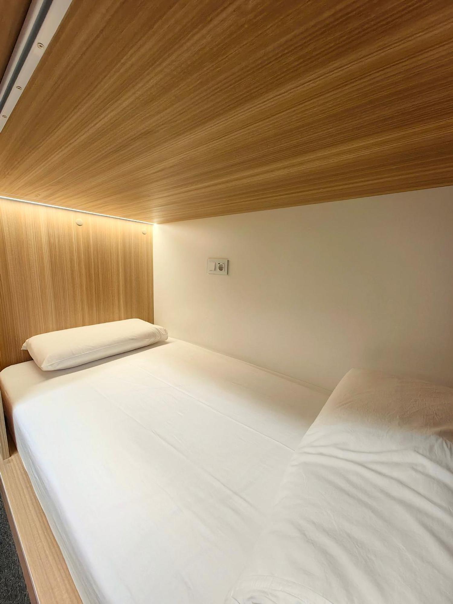 Hostel Siesta & Go Madrid Dış mekan fotoğraf