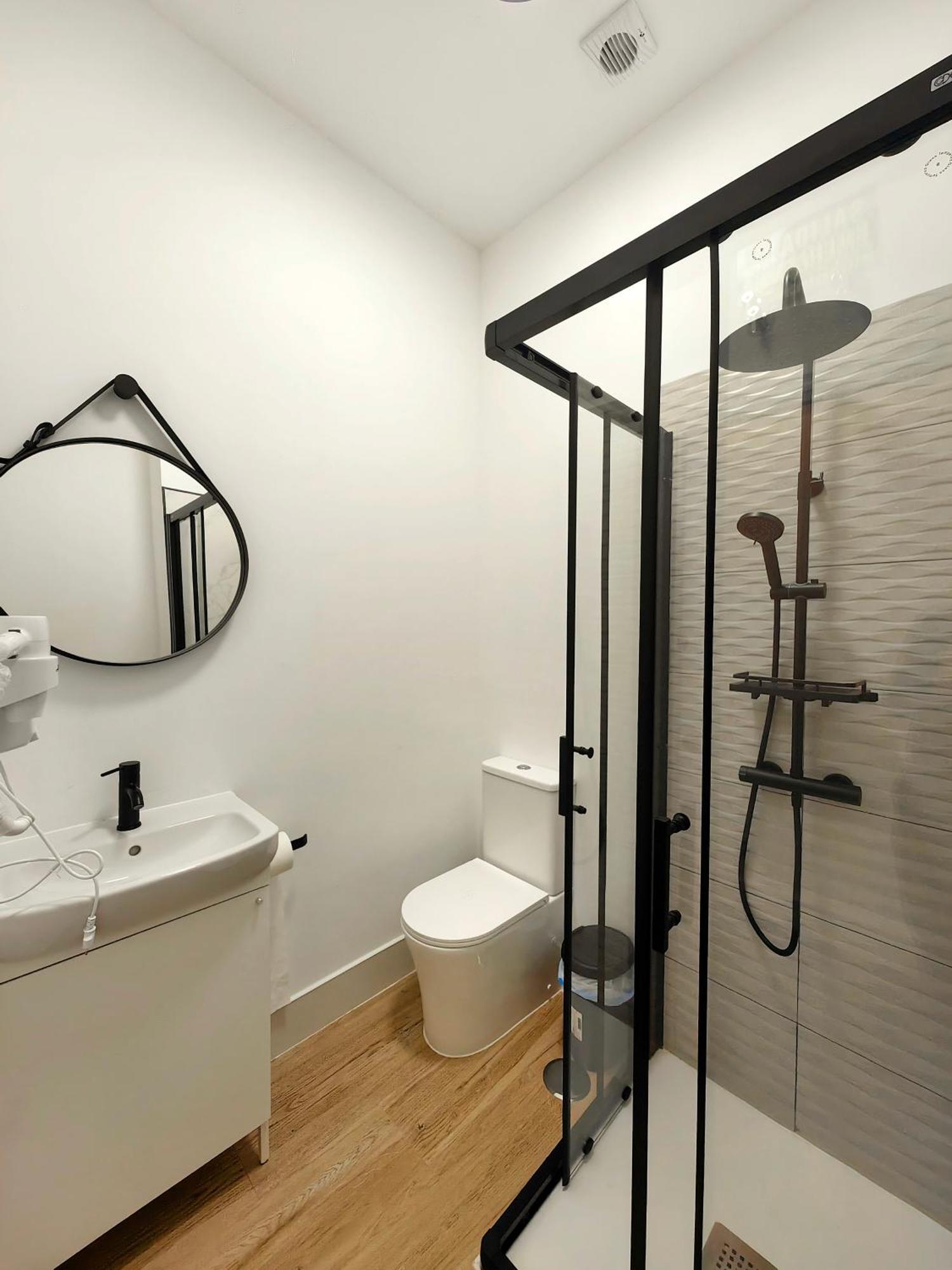 Hostel Siesta & Go Madrid Dış mekan fotoğraf