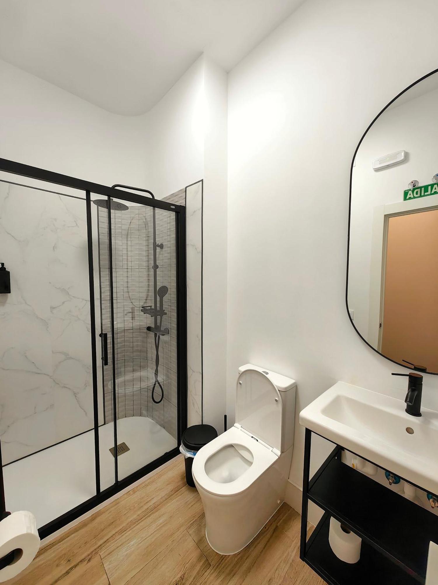 Hostel Siesta & Go Madrid Dış mekan fotoğraf